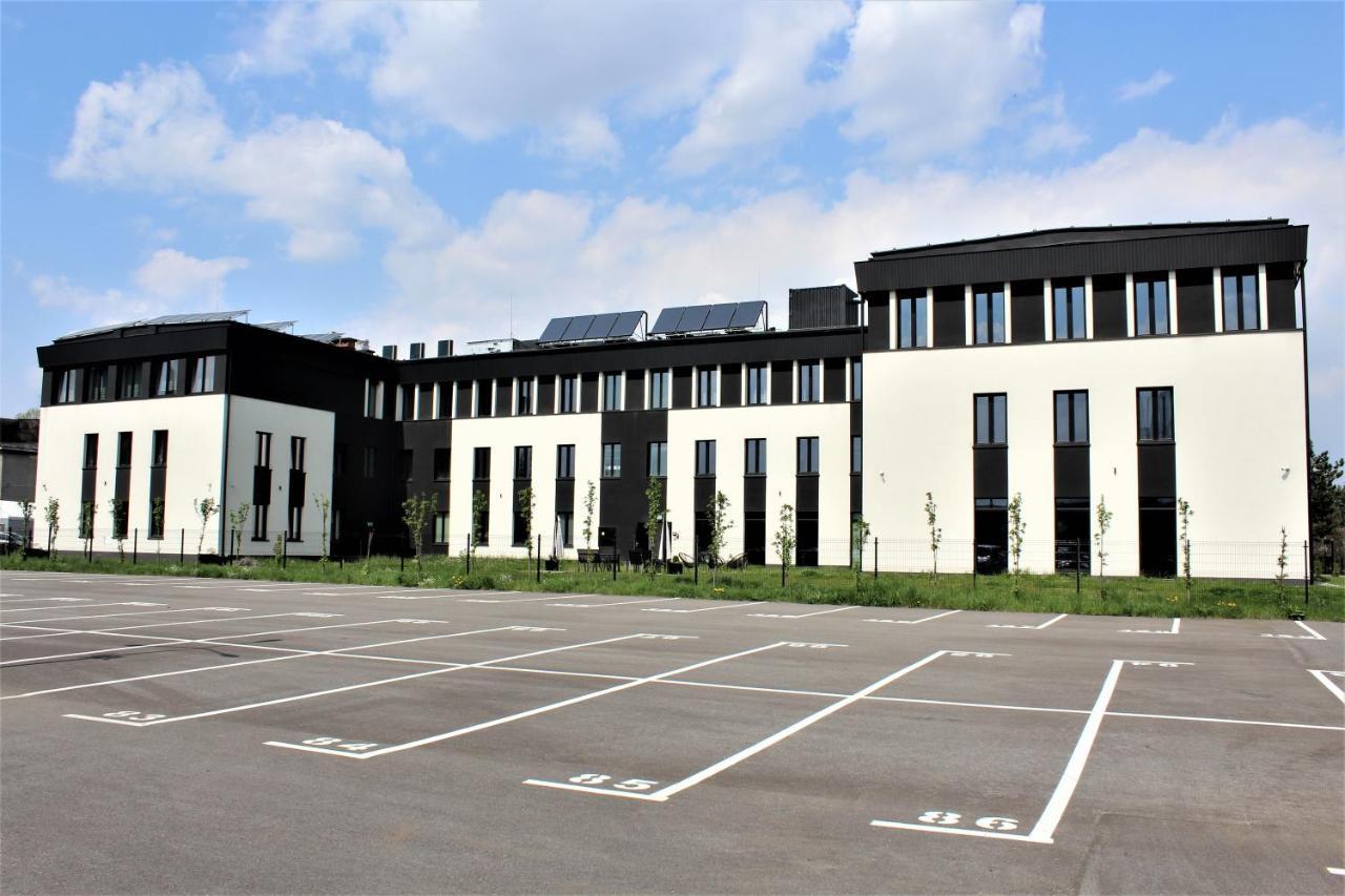 سكافينا Vanta Business Center المظهر الخارجي الصورة
