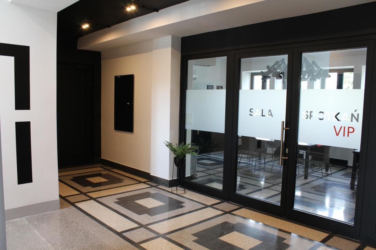 سكافينا Vanta Business Center المظهر الخارجي الصورة