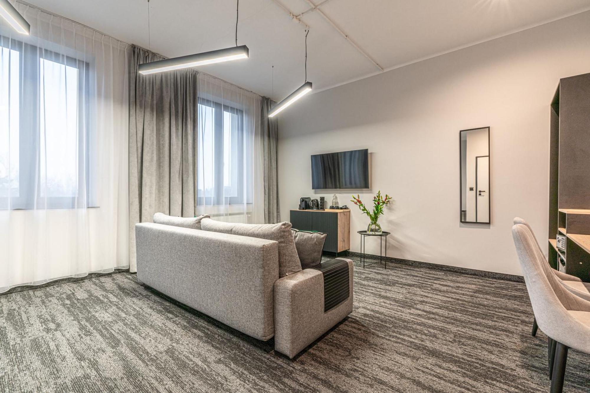 سكافينا Vanta Business Center المظهر الخارجي الصورة