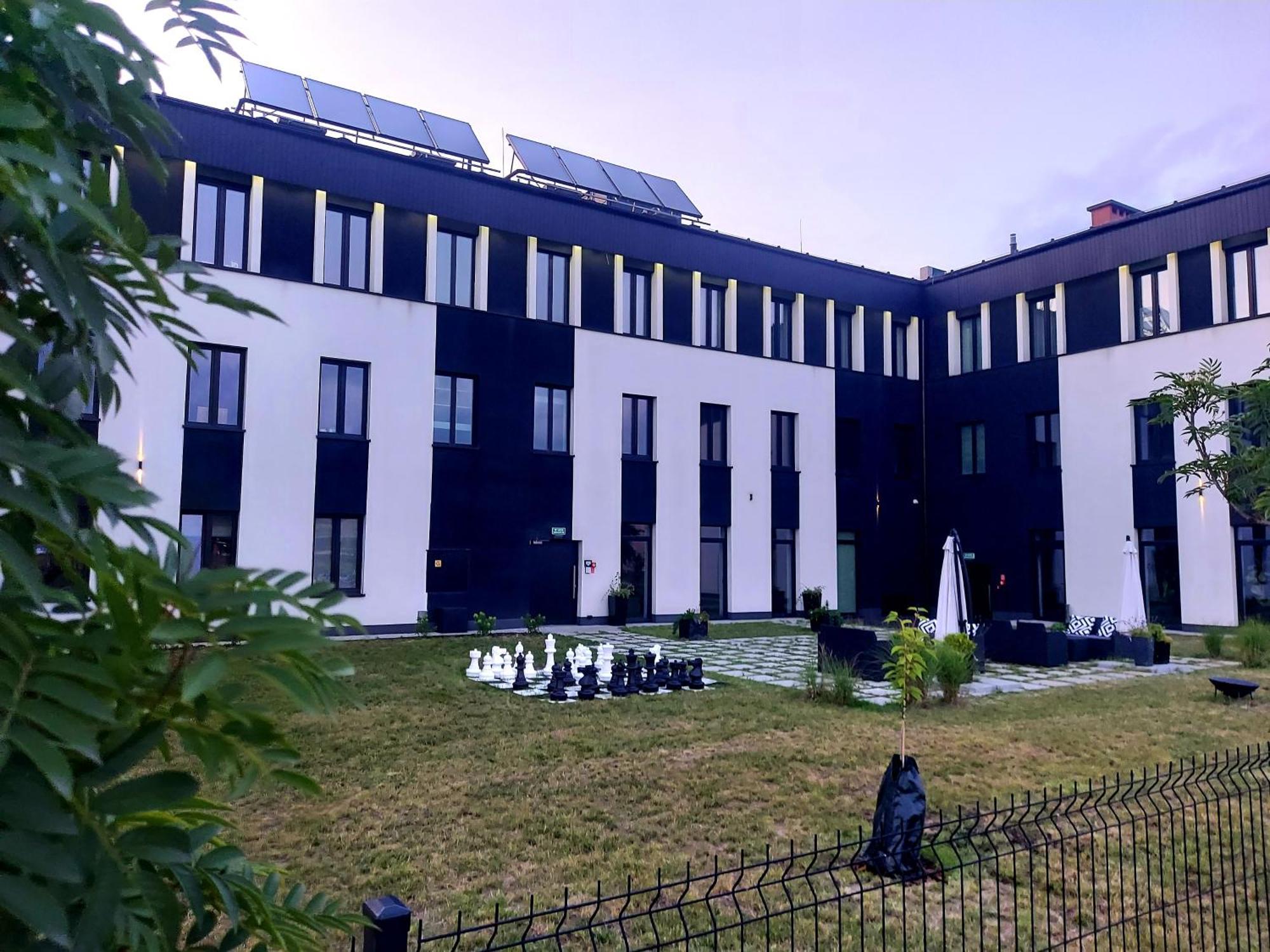سكافينا Vanta Business Center المظهر الخارجي الصورة